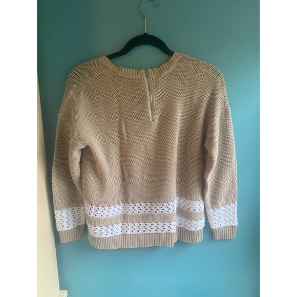 White and Warren Sweater - Picture 3 of 3